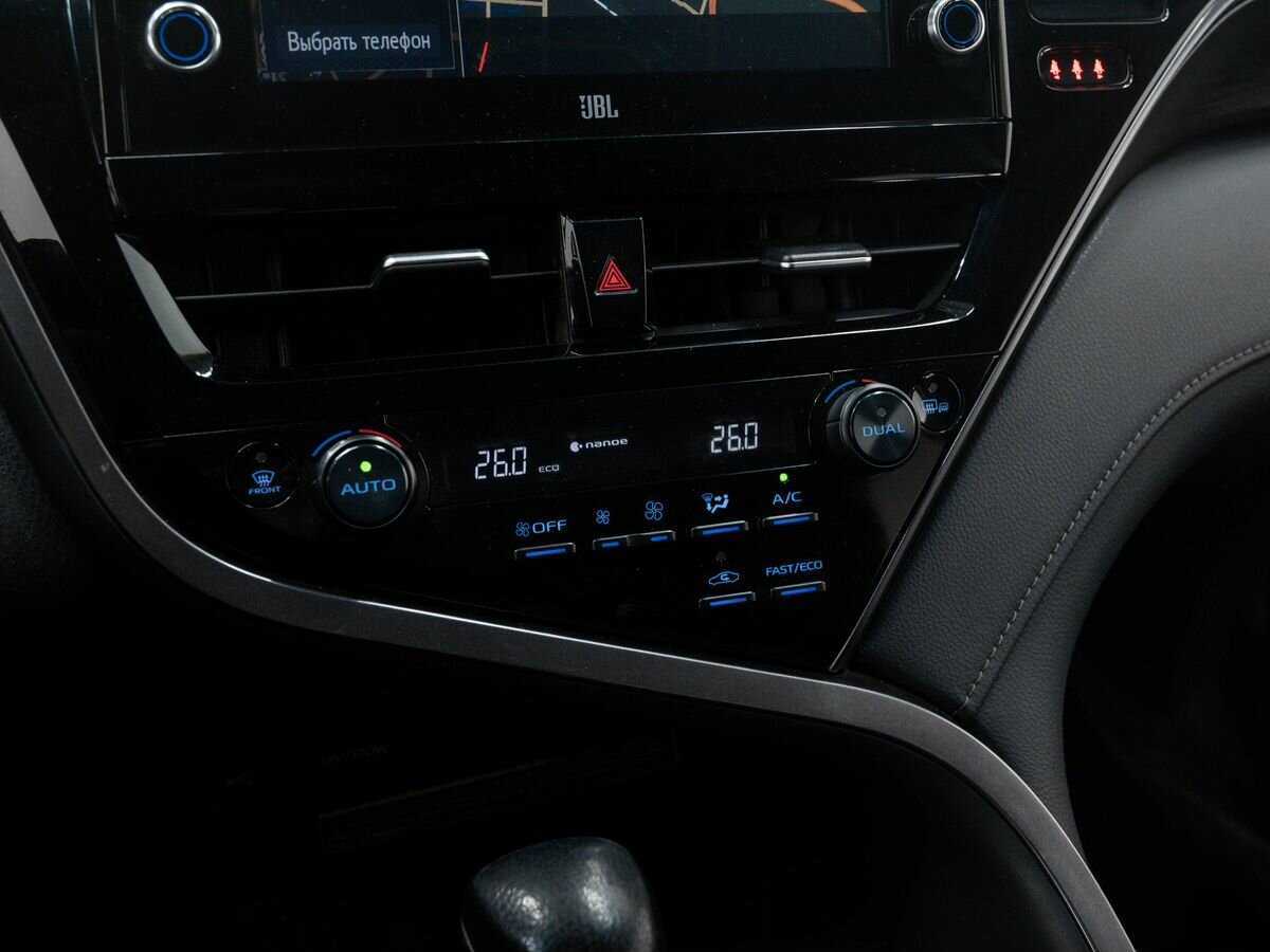 Купить Toyota Camry с пробегом. Фото: #18