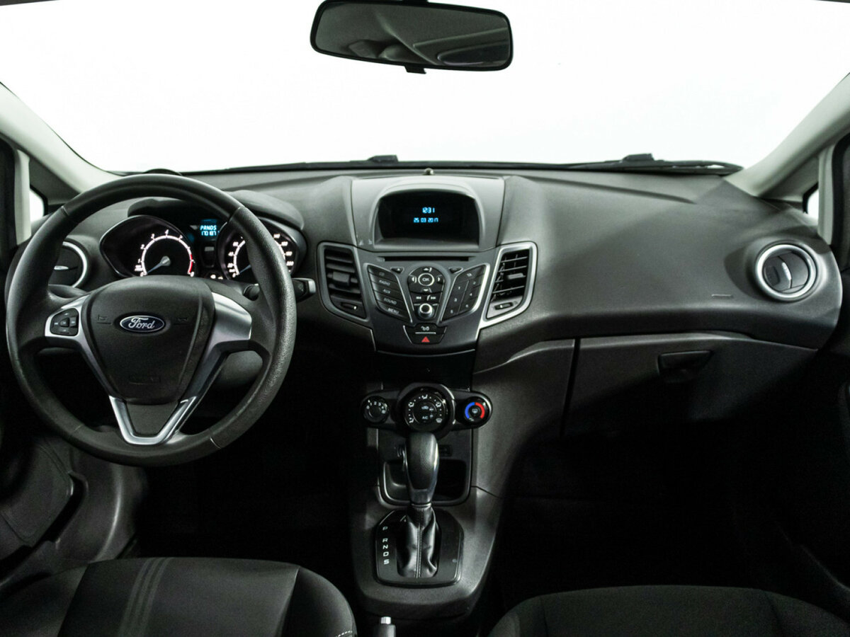 Купить Ford Fiesta с пробегом. Фото: #12