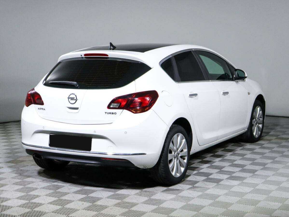 Купить Opel Astra с пробегом. Фото: #2