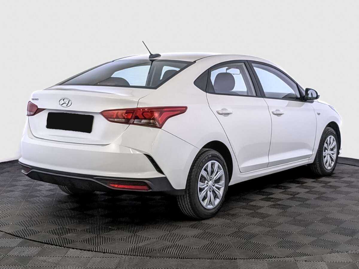 Купить Hyundai Solaris с пробегом. Фото: #4