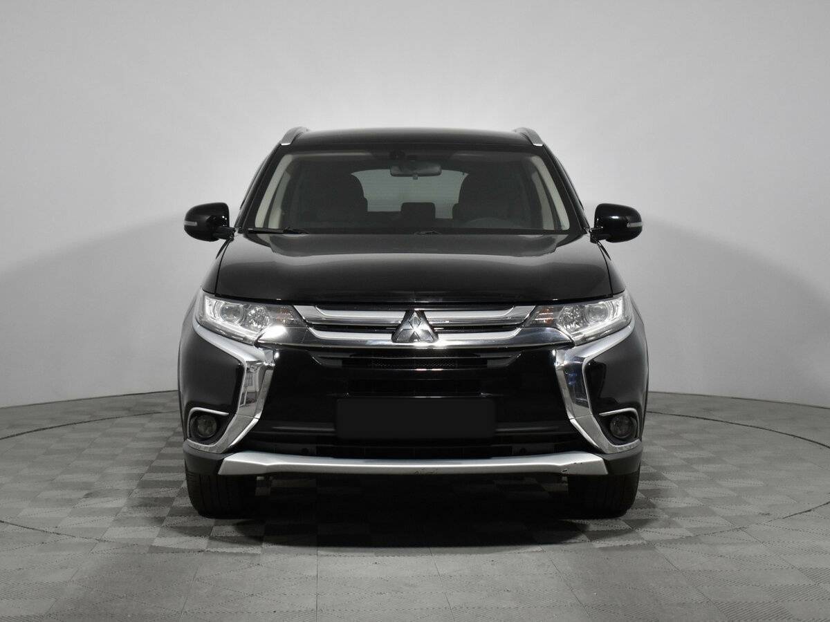 Купить Mitsubishi Outlander с пробегом. Фото: #1
