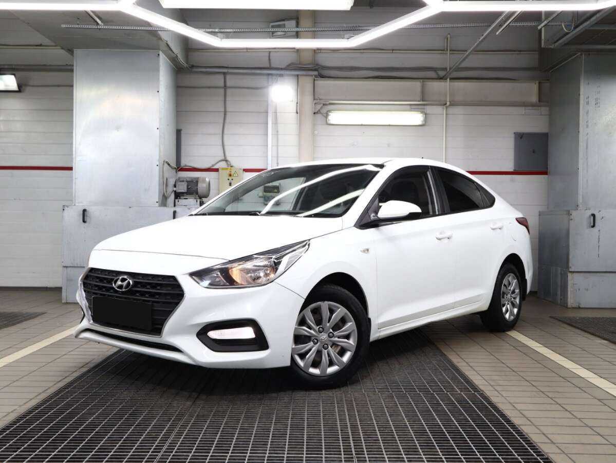 Купить Hyundai Solaris с пробегом. Фото: #0