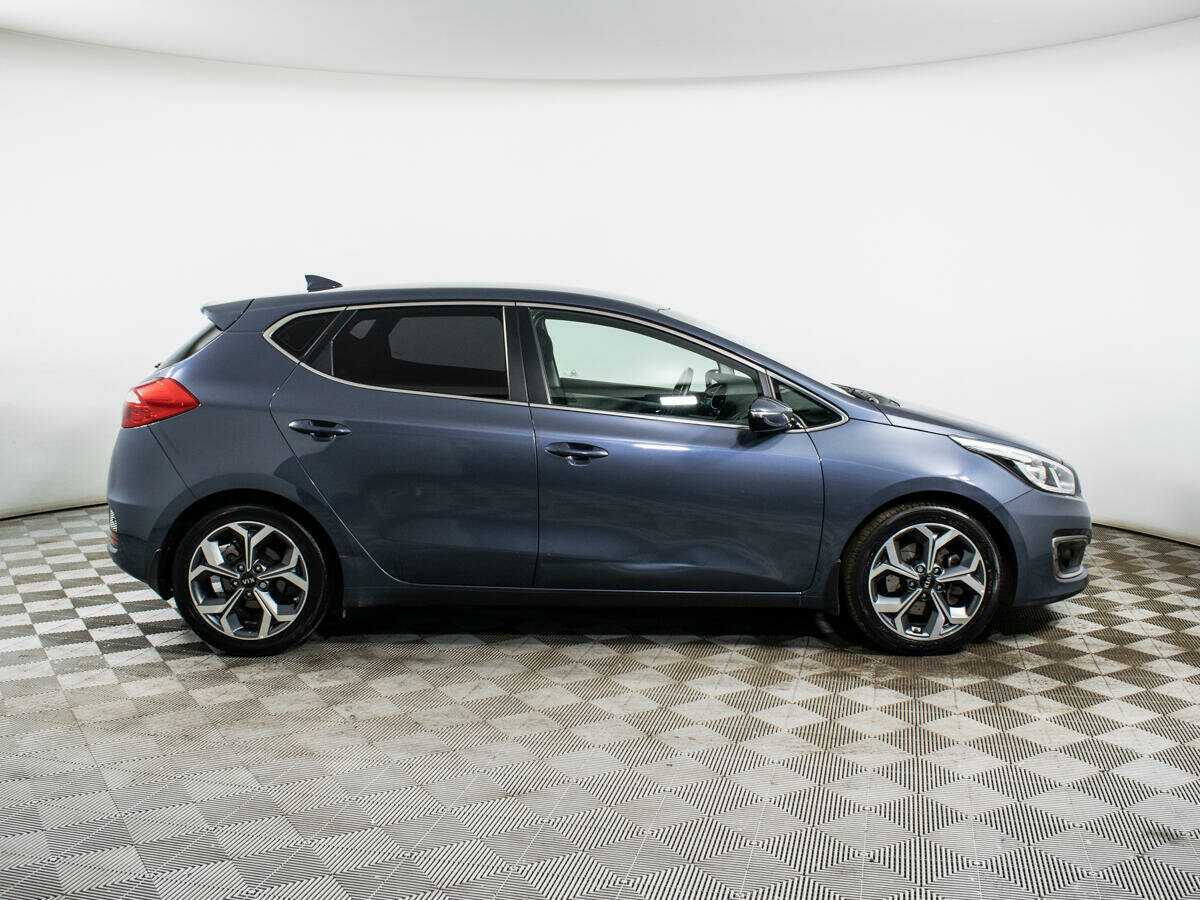 Купить Kia Ceed с пробегом. Фото: #3