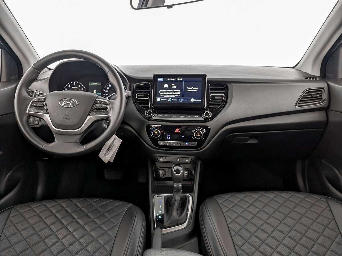 Купить Hyundai Solaris с пробегом. Фото: #11