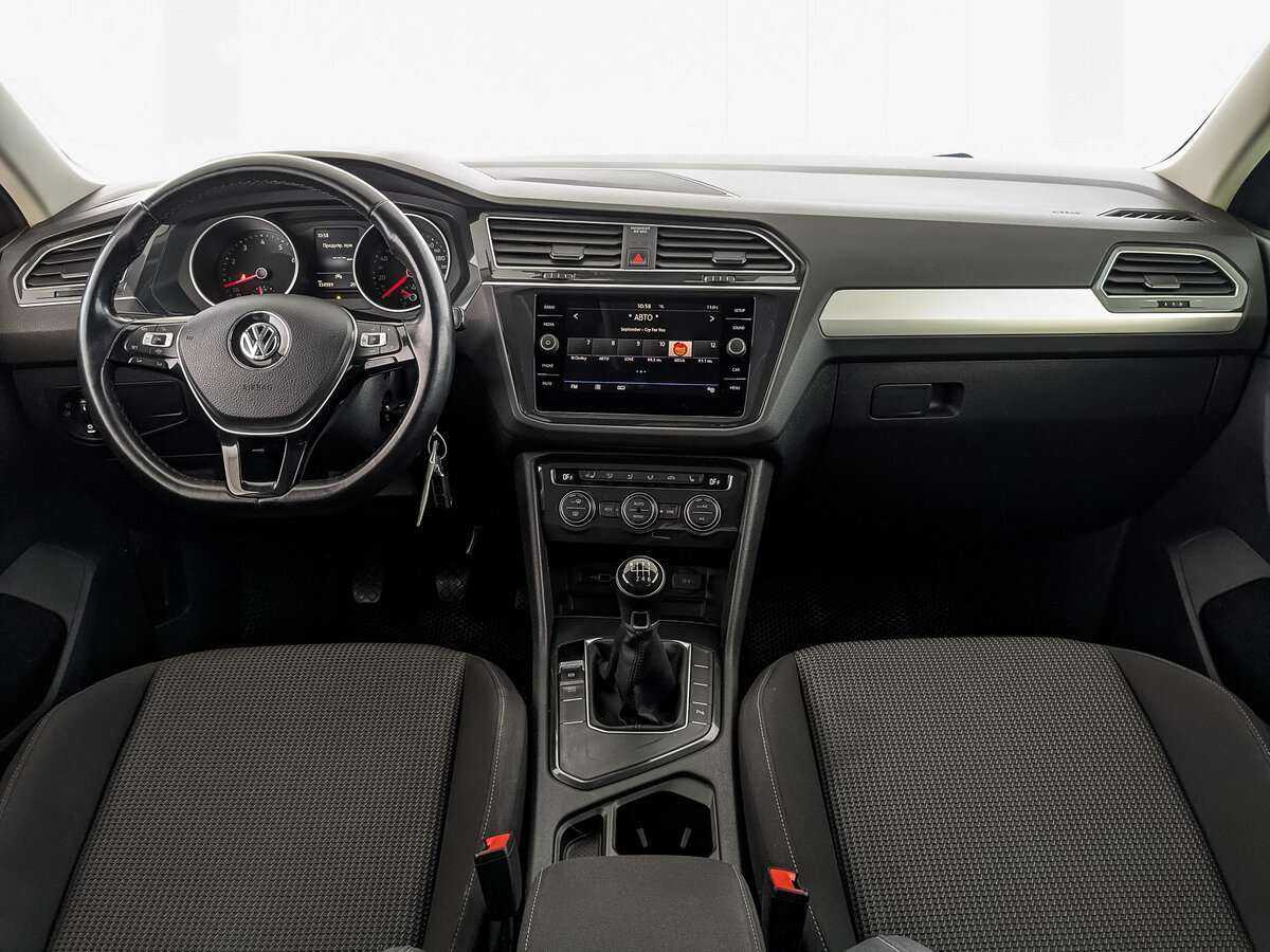 Купить Volkswagen Tiguan с пробегом. Фото: #12