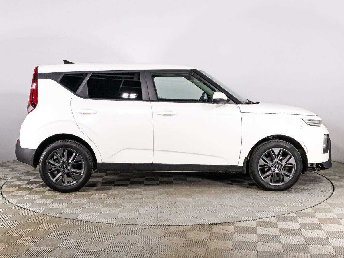 Купить Kia Soul с пробегом. Фото: #3