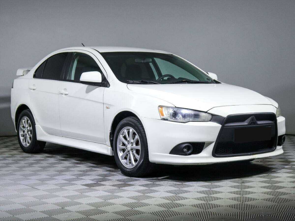 Купить Mitsubishi Lancer с пробегом. Фото: #2
