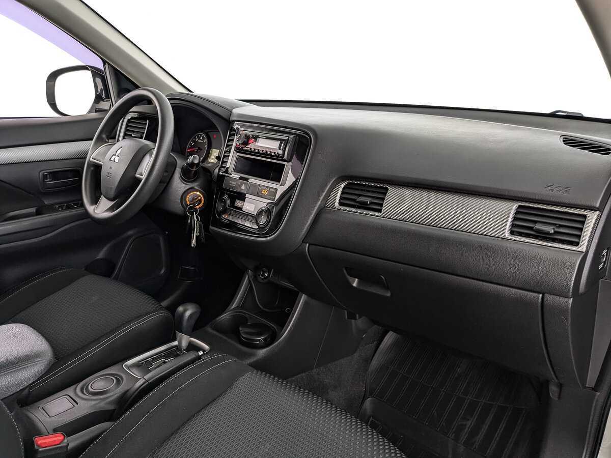 Купить Mitsubishi Outlander с пробегом. Фото: #8