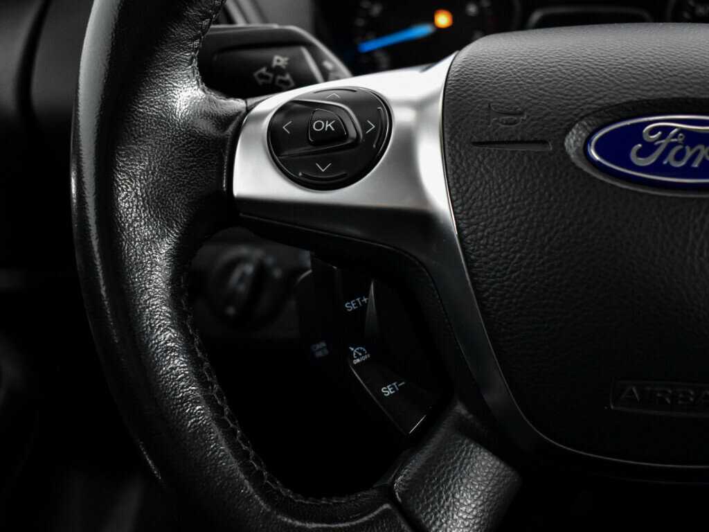 Купить Ford Kuga с пробегом. Фото: #16