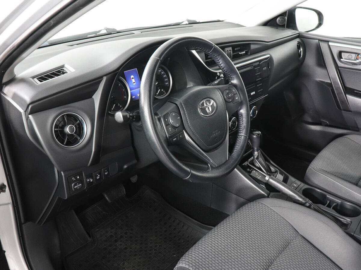 Купить Toyota Corolla с пробегом. Фото: #8
