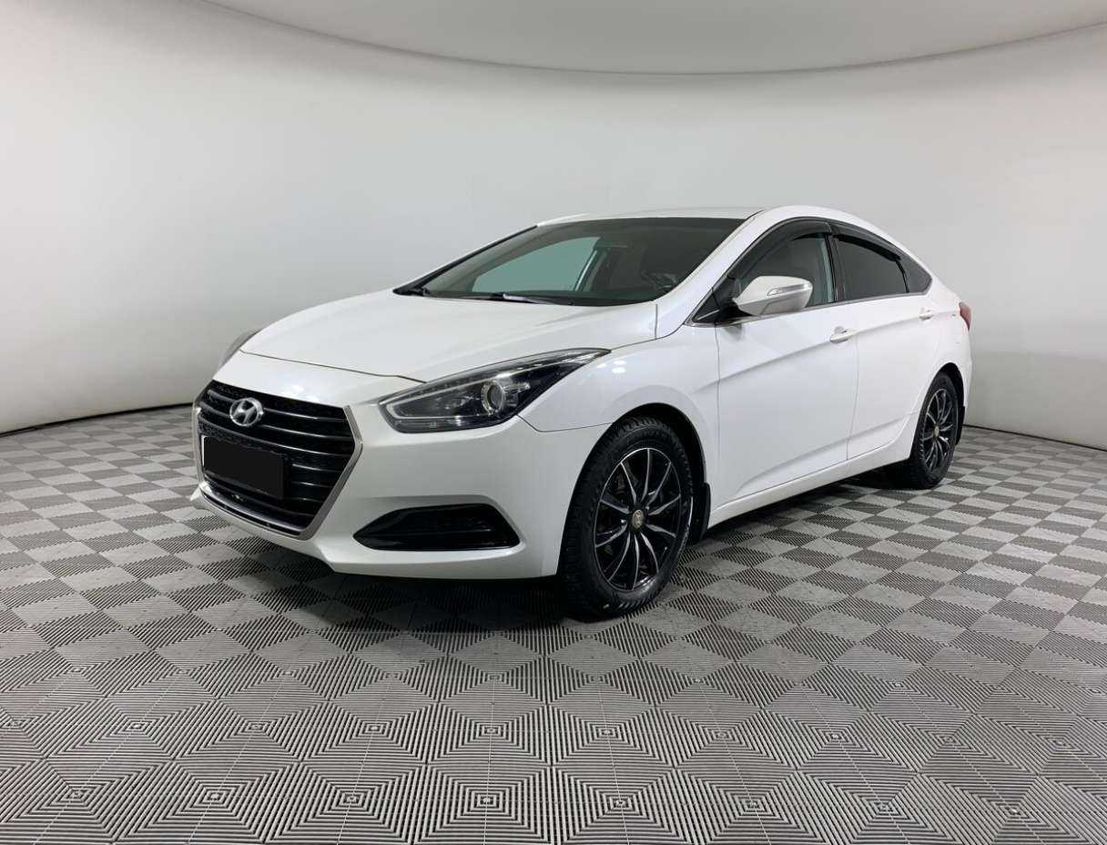 Купить Hyundai i40 с пробегом. Посмотреть фото