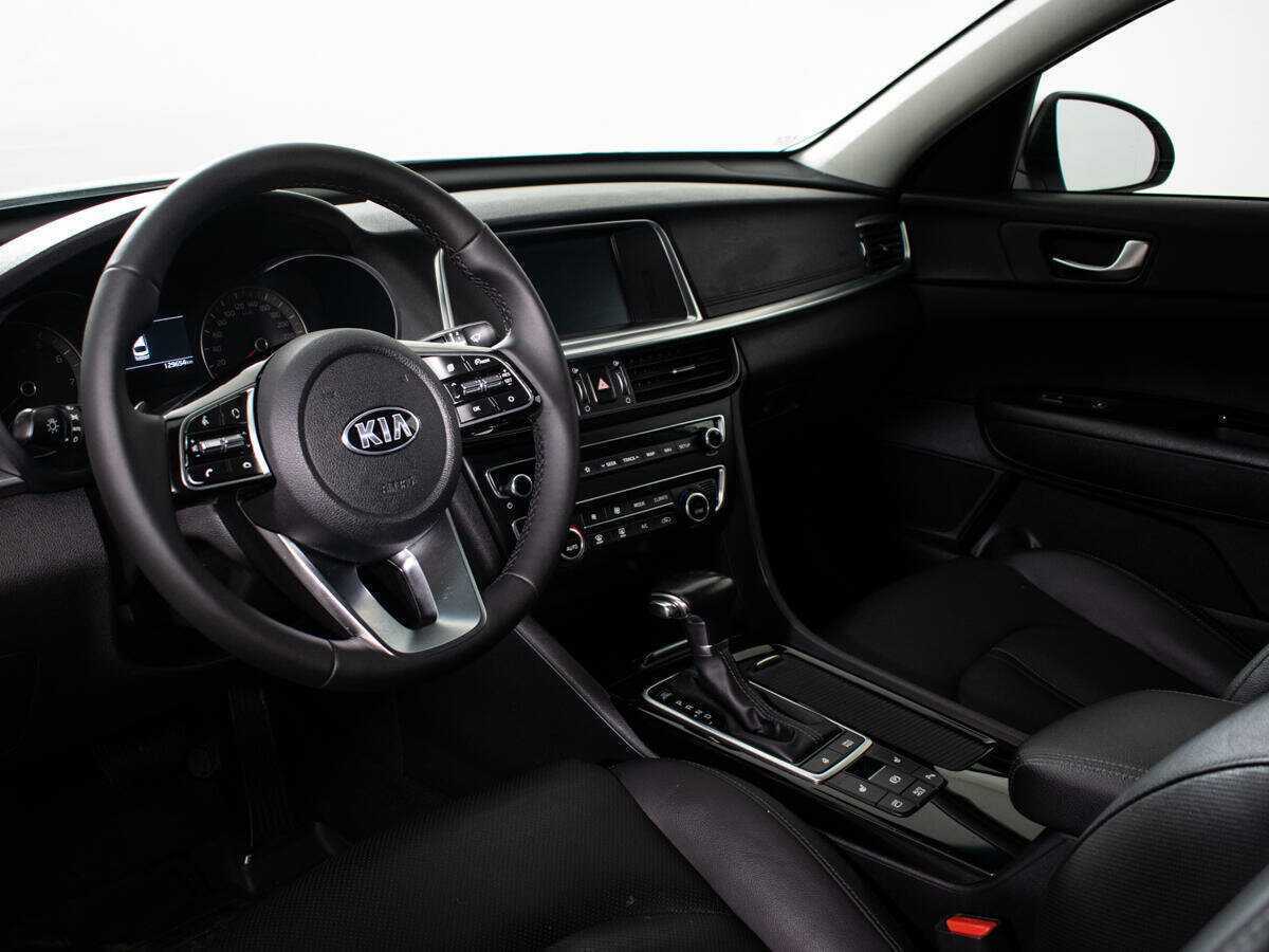 Купить Kia Optima с пробегом. Фото: #11