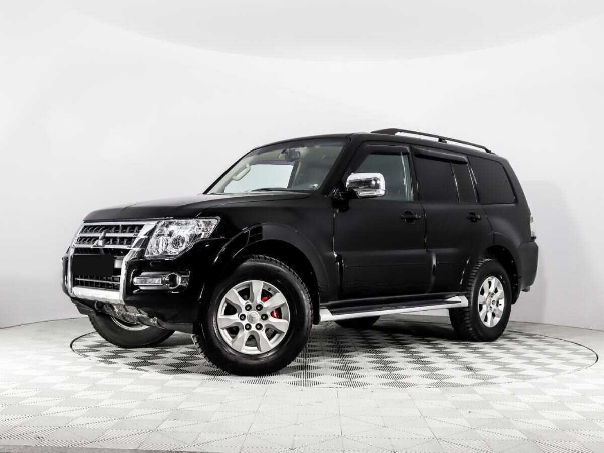 Купить Mitsubishi Pajero с пробегом. Посмотреть фото