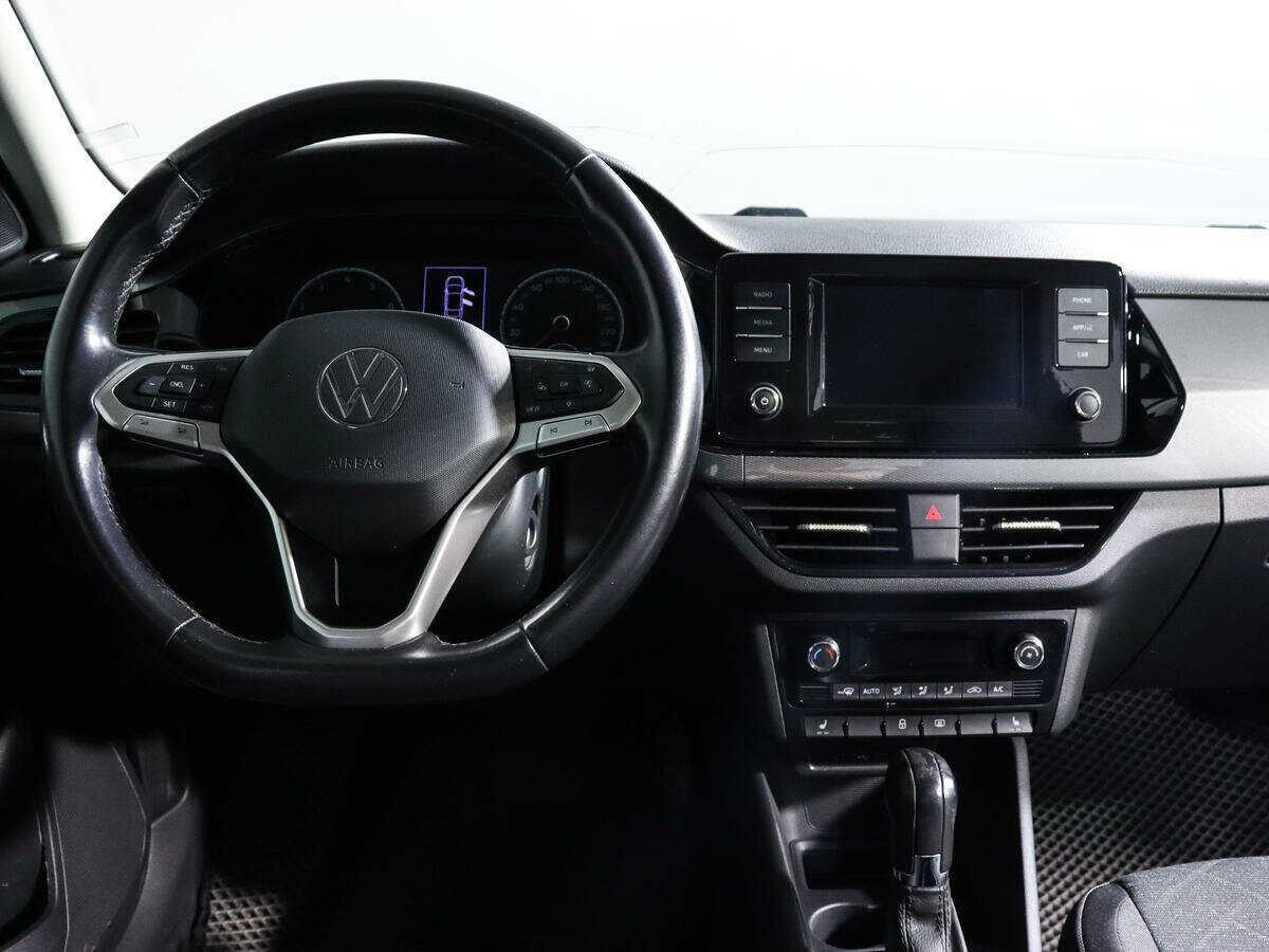Купить Volkswagen Polo с пробегом. Фото: #9