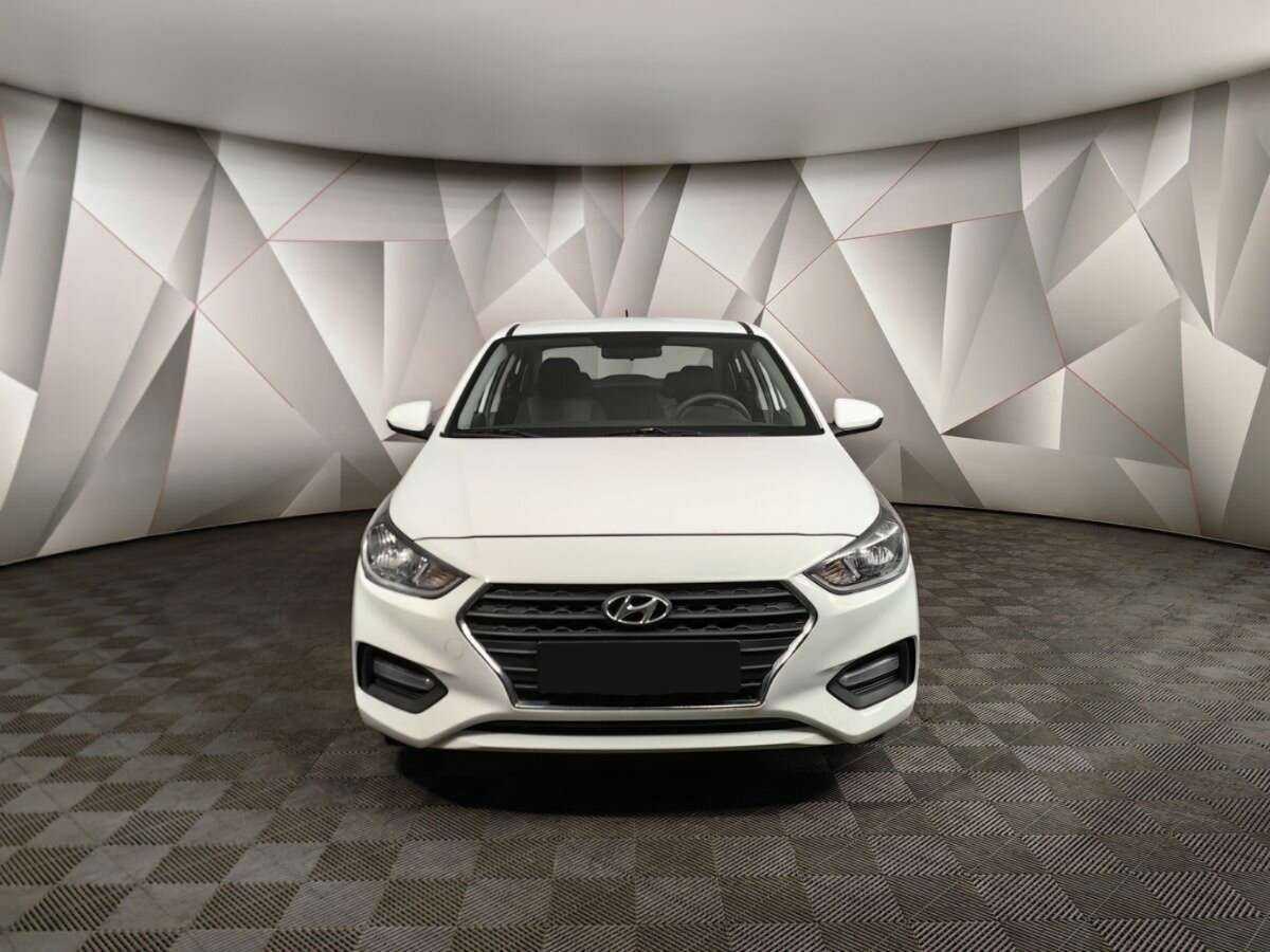 Купить Hyundai Solaris с пробегом. Фото: #6