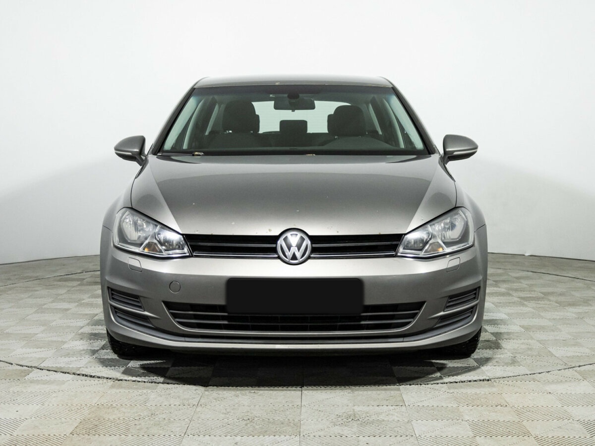 Купить Volkswagen Golf с пробегом. Фото: #1
