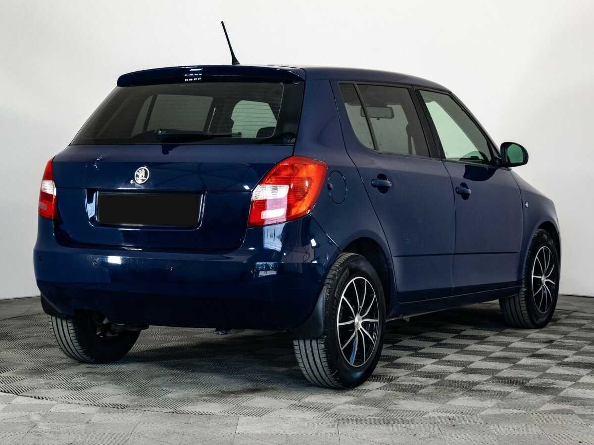 Купить Skoda Fabia с пробегом. Фото: #4