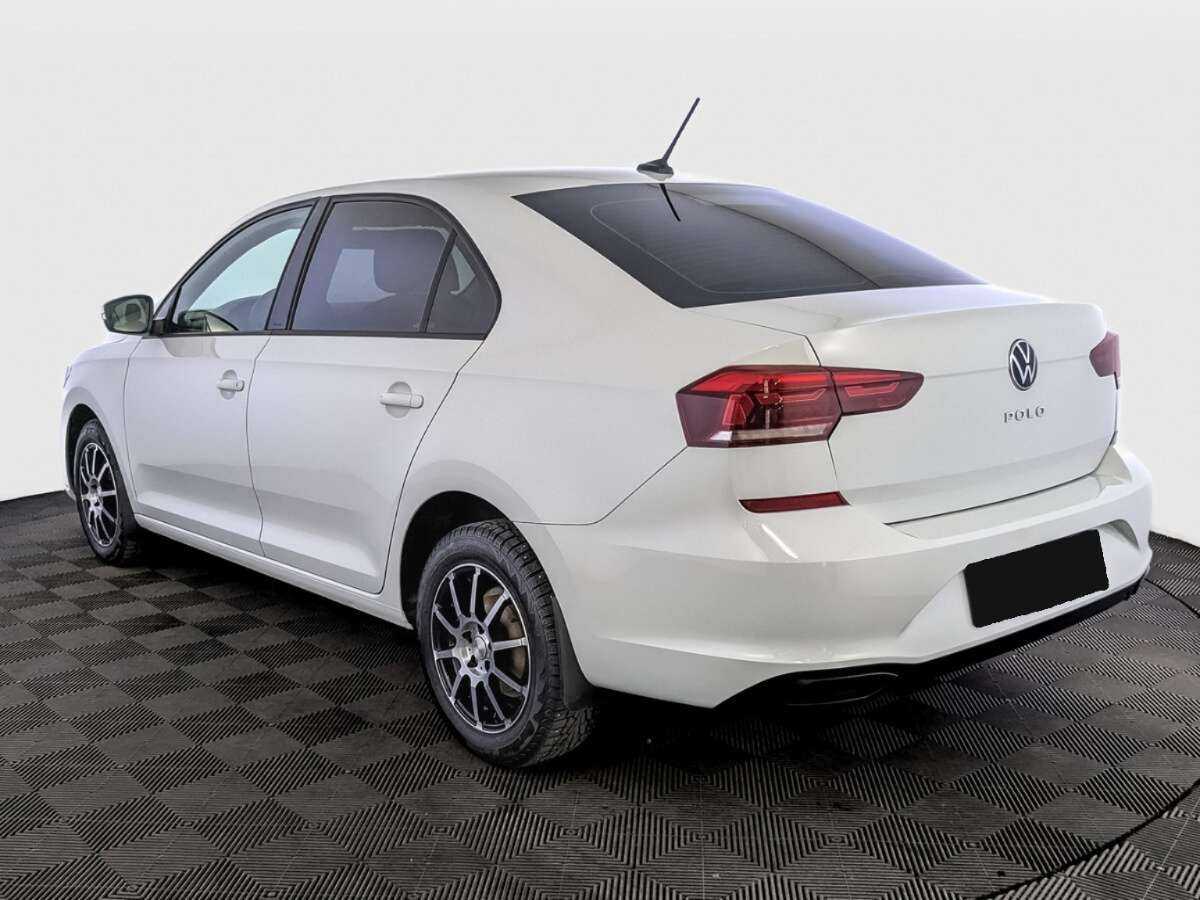 Купить Volkswagen Polo с пробегом. Фото: #6