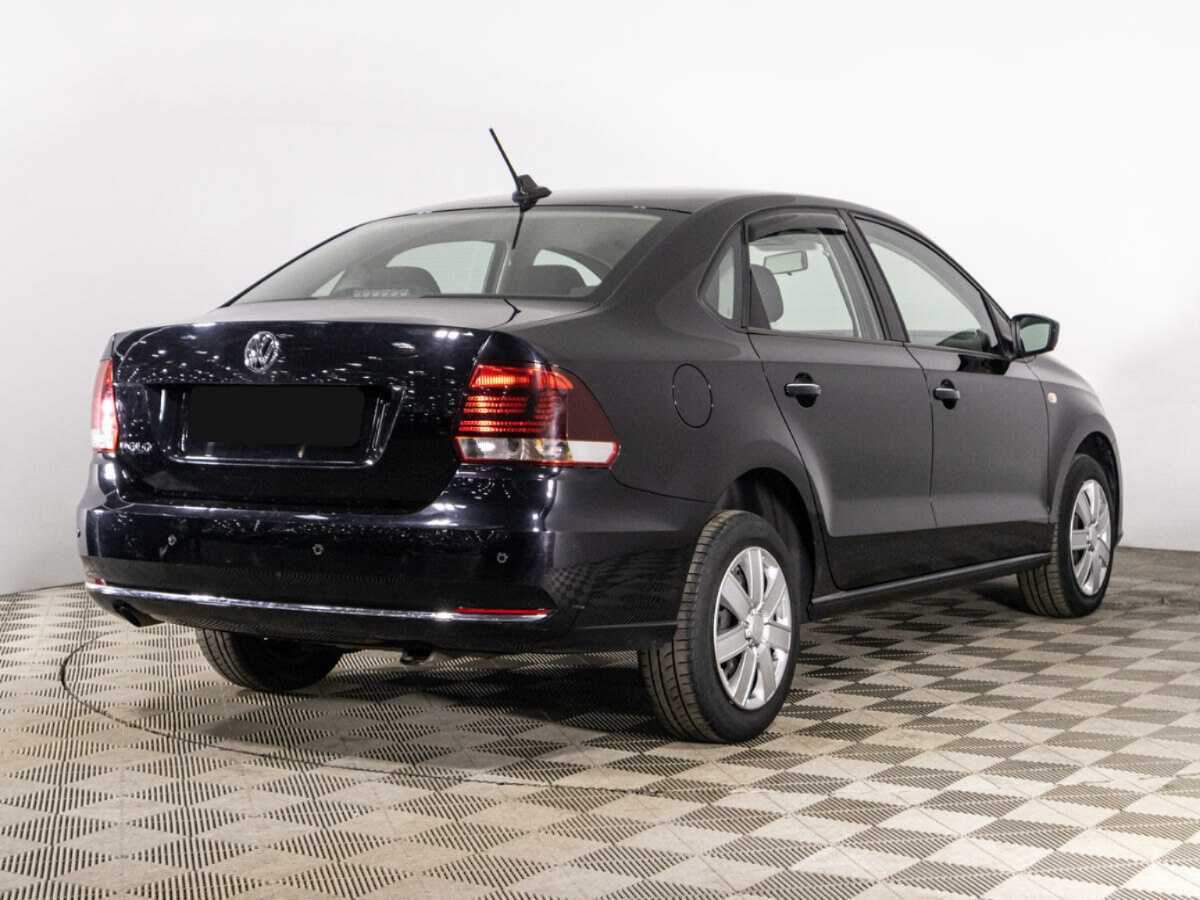 Купить Volkswagen Polo с пробегом. Фото: #4