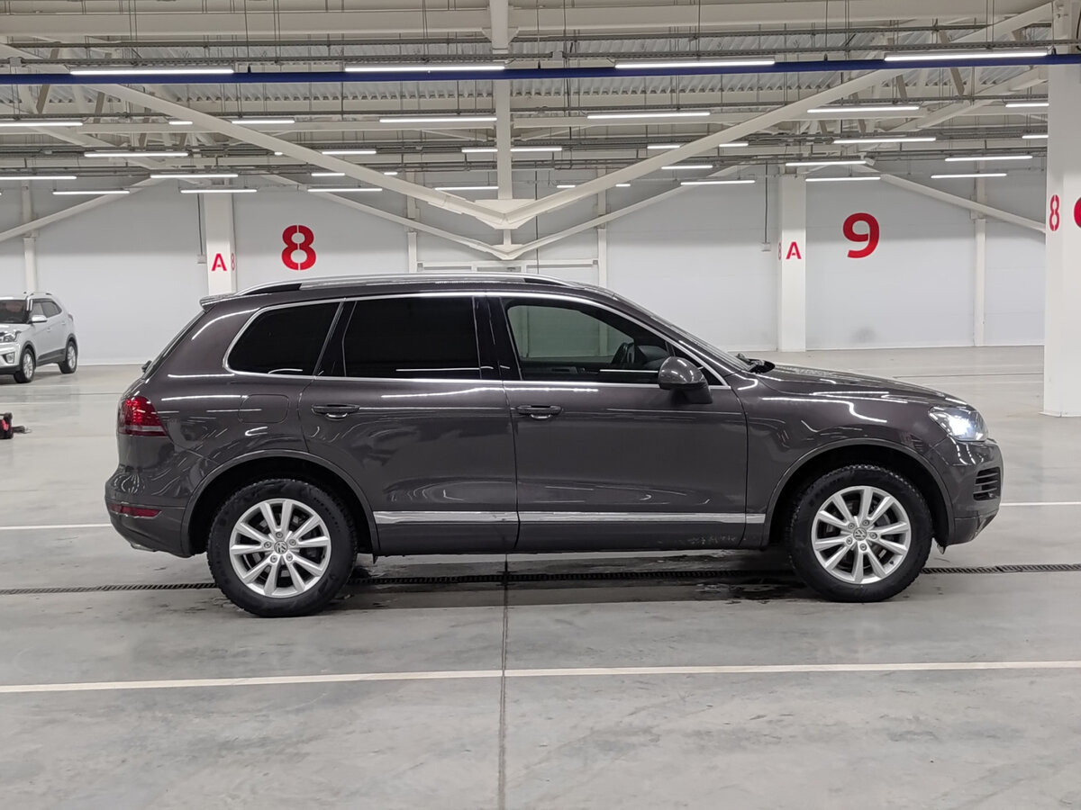 Купить Volkswagen Touareg с пробегом. Фото: #3