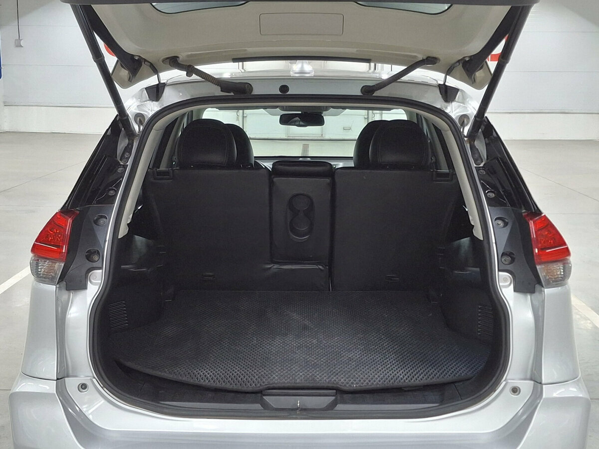 Купить Nissan X-Trail с пробегом. Фото: #9