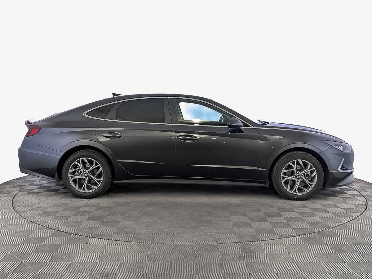 Купить Hyundai Sonata с пробегом. Фото: #3