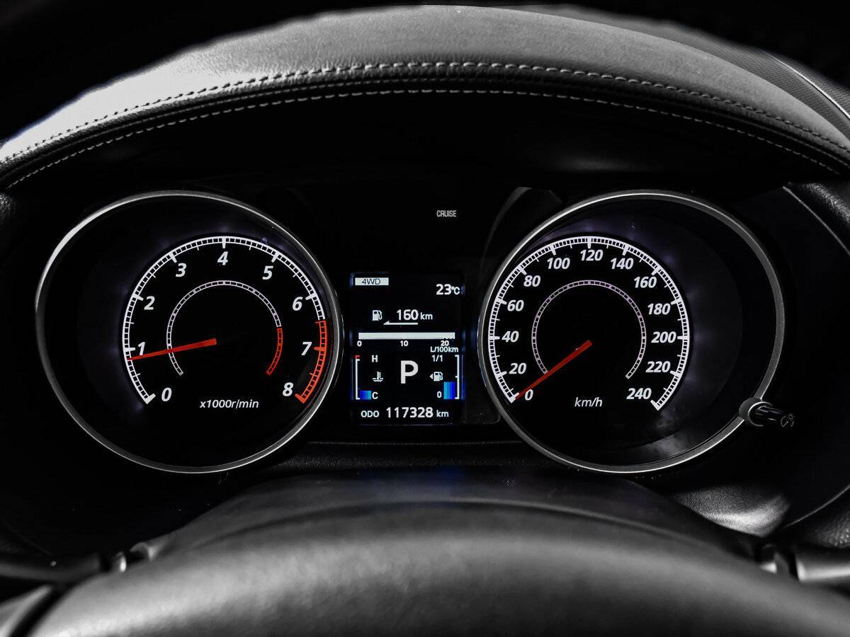 Купить Mitsubishi Outlander с пробегом. Фото: #8
