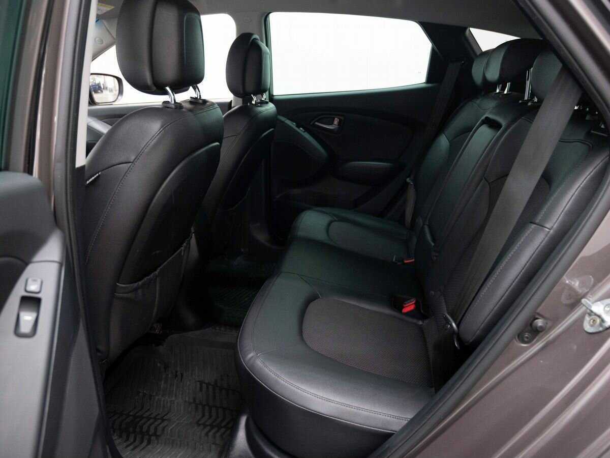 Купить Hyundai ix35 с пробегом. Фото: #8