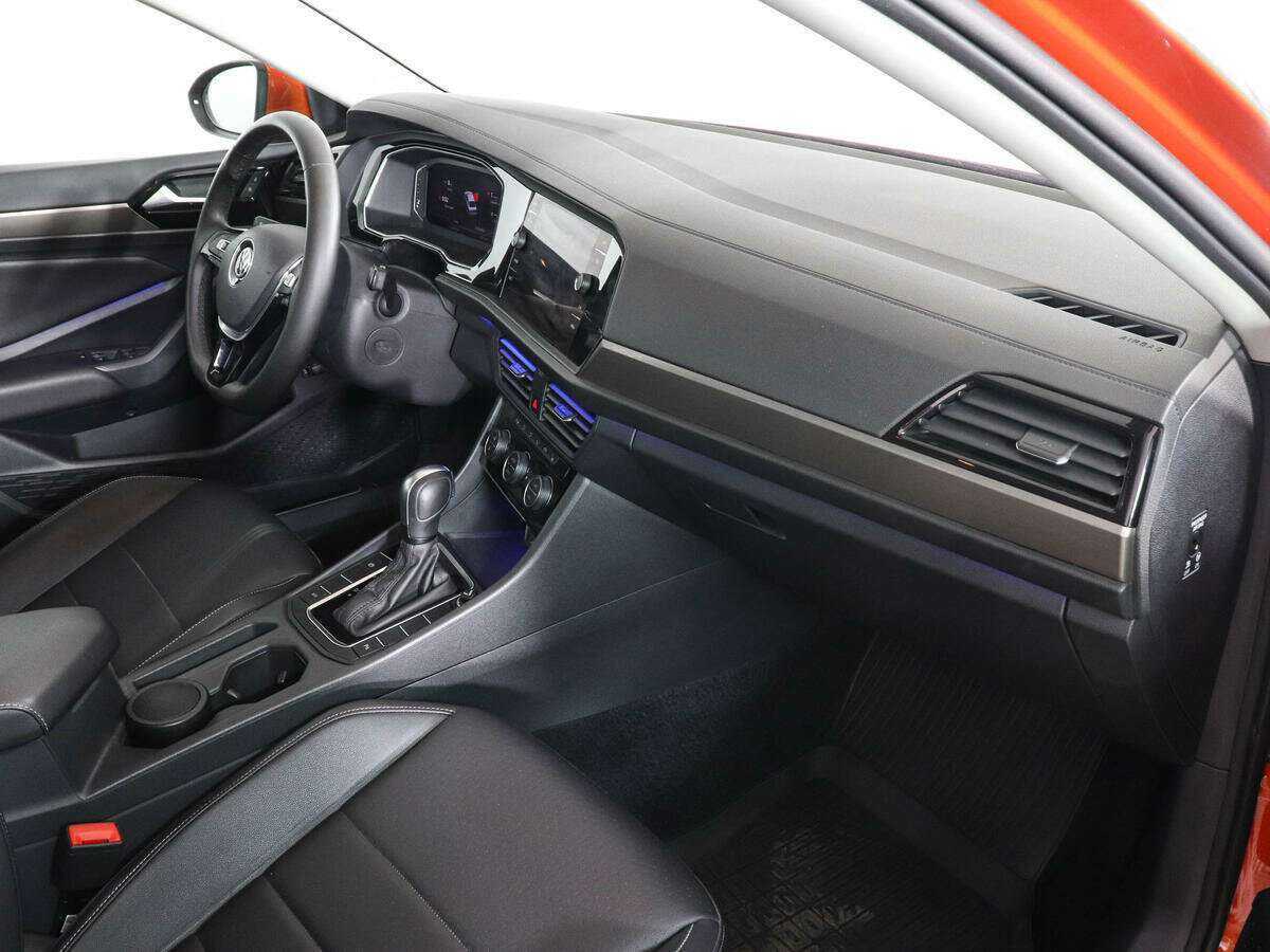 Купить Volkswagen Jetta с пробегом. Фото: #9