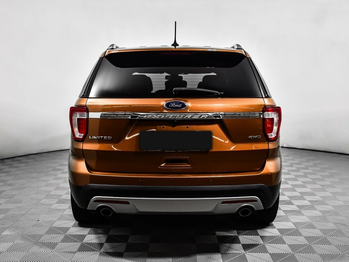 Купить Ford Explorer с пробегом. Фото: #5