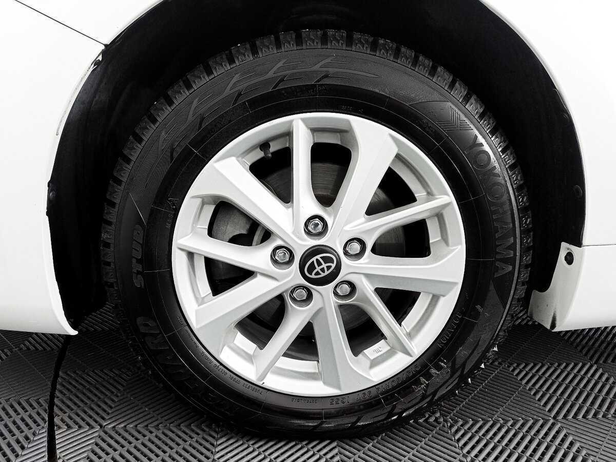 Купить Toyota Camry с пробегом. Фото: #14