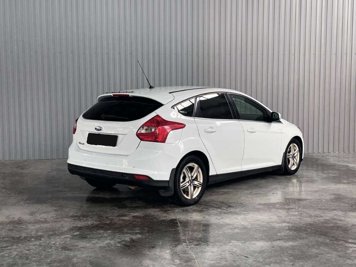 Купить Ford Focus с пробегом. Фото: #4