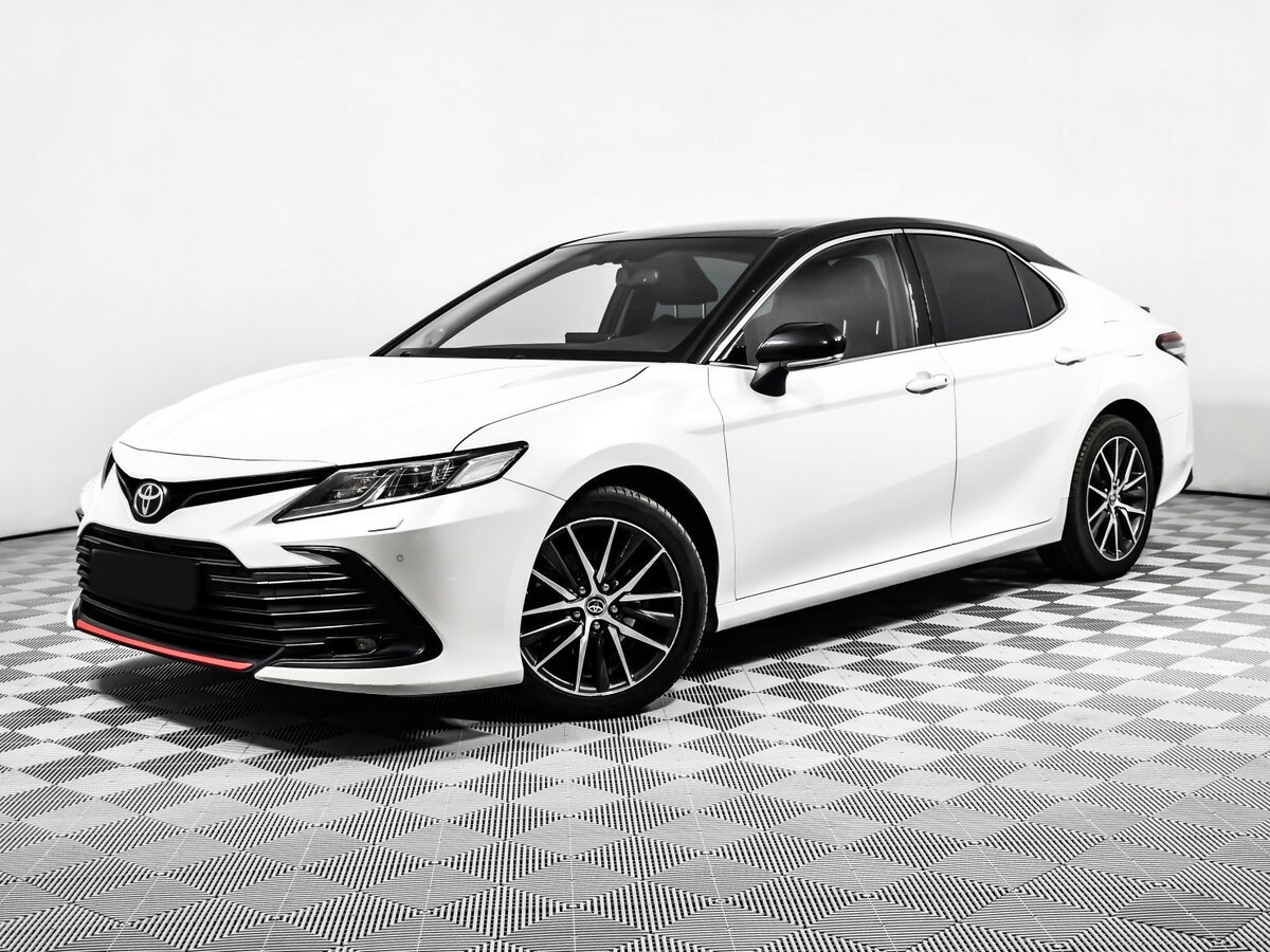 Купить Toyota Camry с пробегом. Посмотреть фото