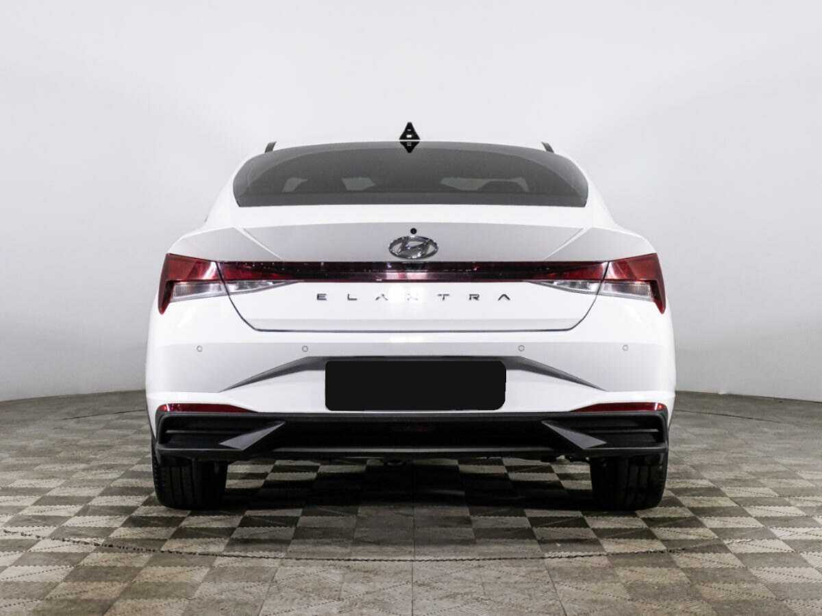 Купить Hyundai Elantra с пробегом. Фото: #5