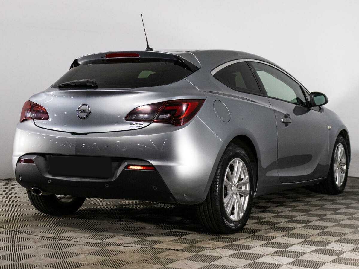 Купить Opel Astra с пробегом. Фото: #4