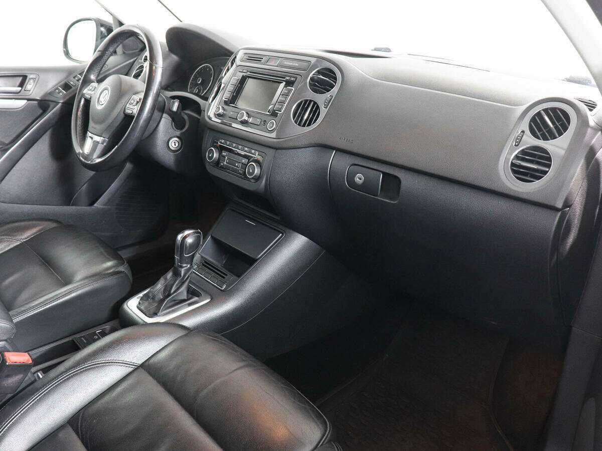 Купить Volkswagen Tiguan с пробегом. Фото: #5