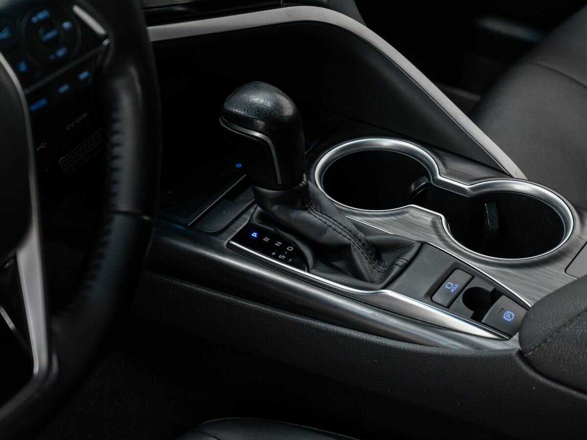 Купить Toyota Camry с пробегом. Фото: #15