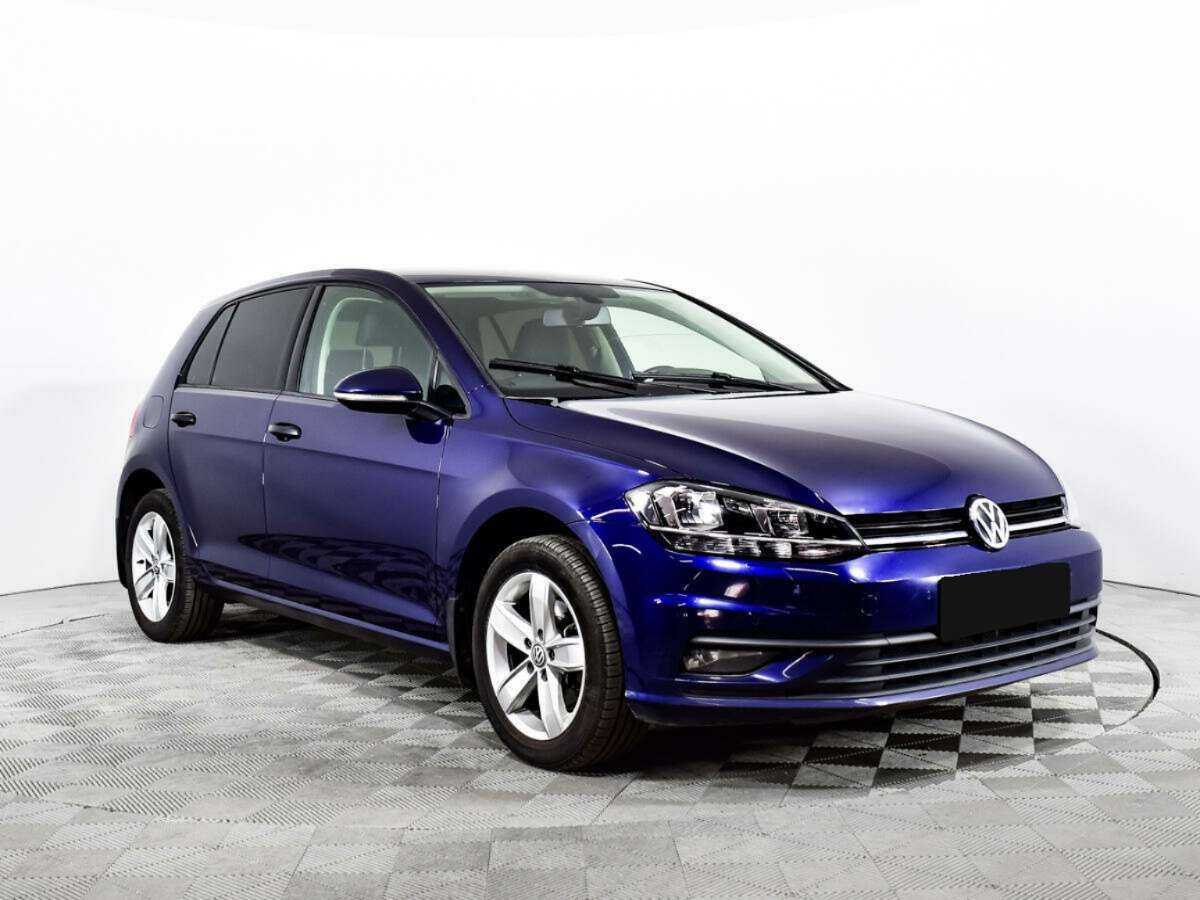 Купить Volkswagen Golf с пробегом. Фото: #2