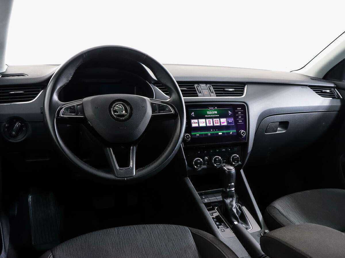 Купить Skoda Octavia с пробегом. Фото: #10