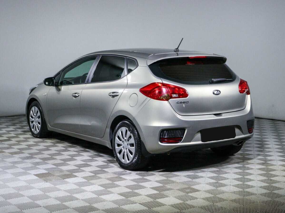 Купить Kia Ceed с пробегом. Фото: #6