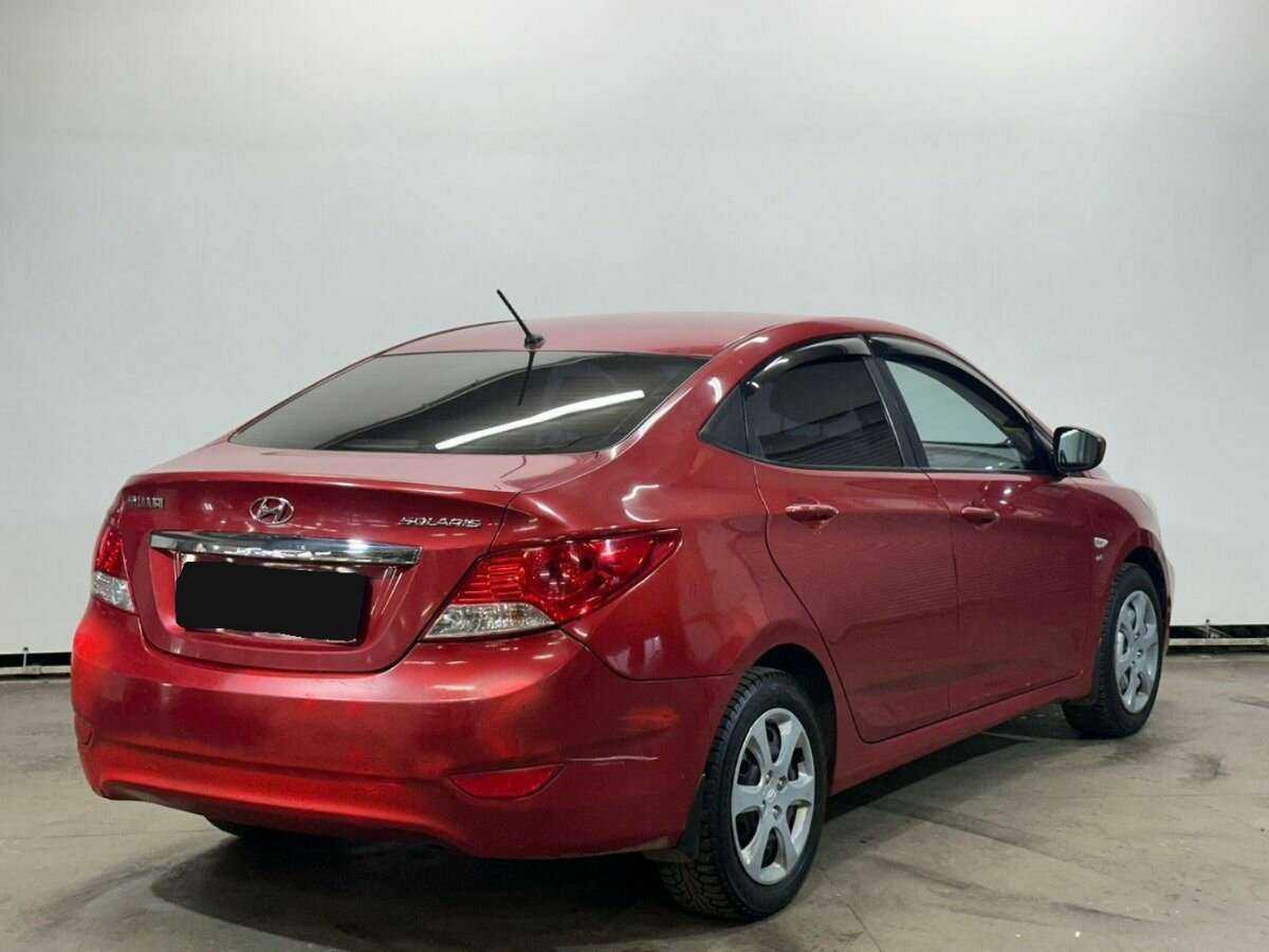 Купить Hyundai Solaris с пробегом. Фото: #4