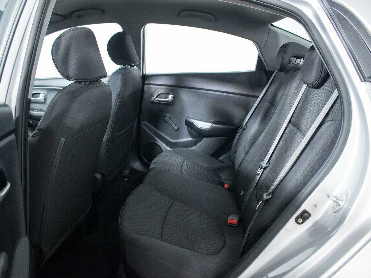 Купить Kia Rio с пробегом. Фото: #9