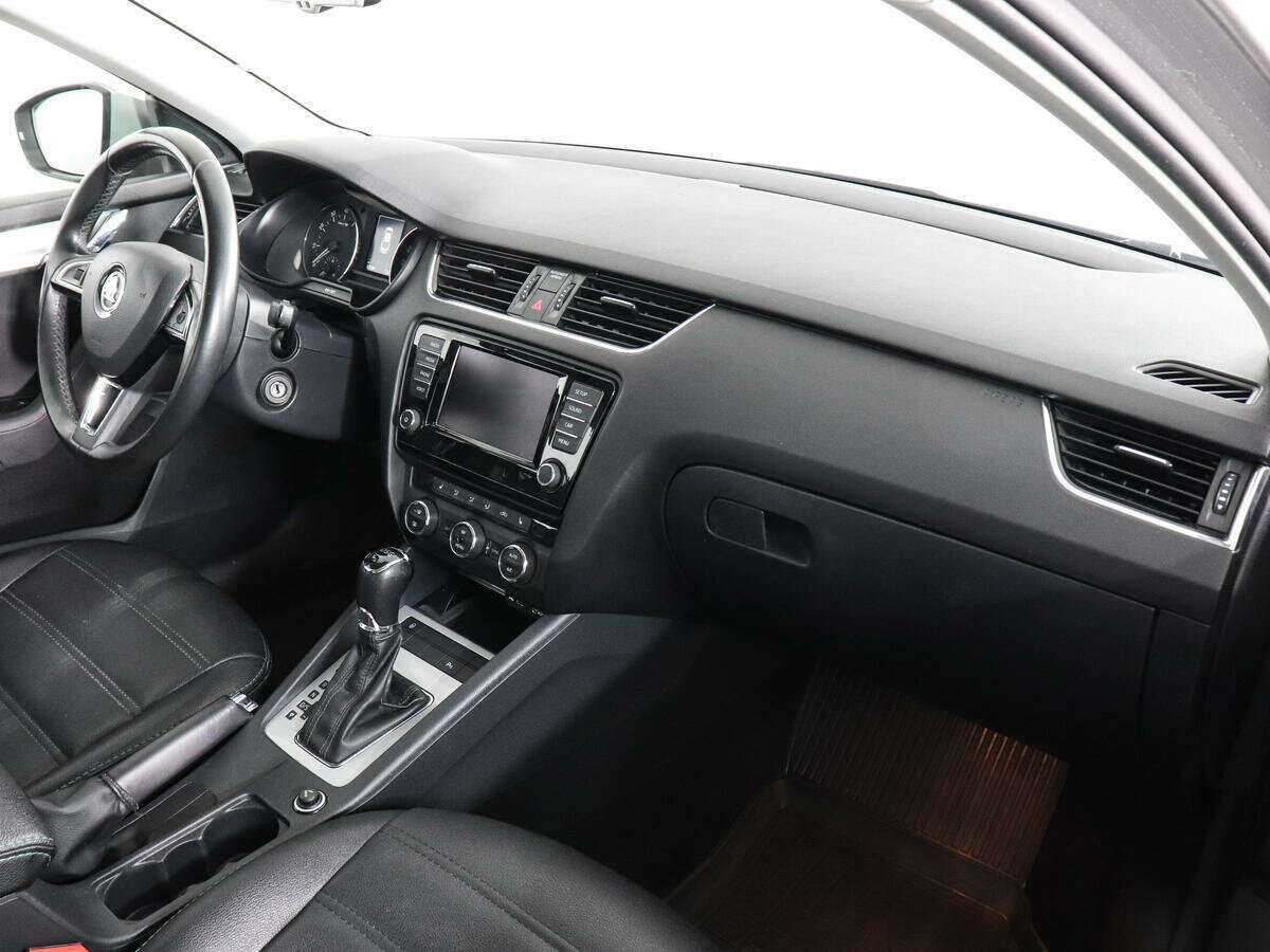 Купить Skoda Octavia с пробегом. Фото: #8
