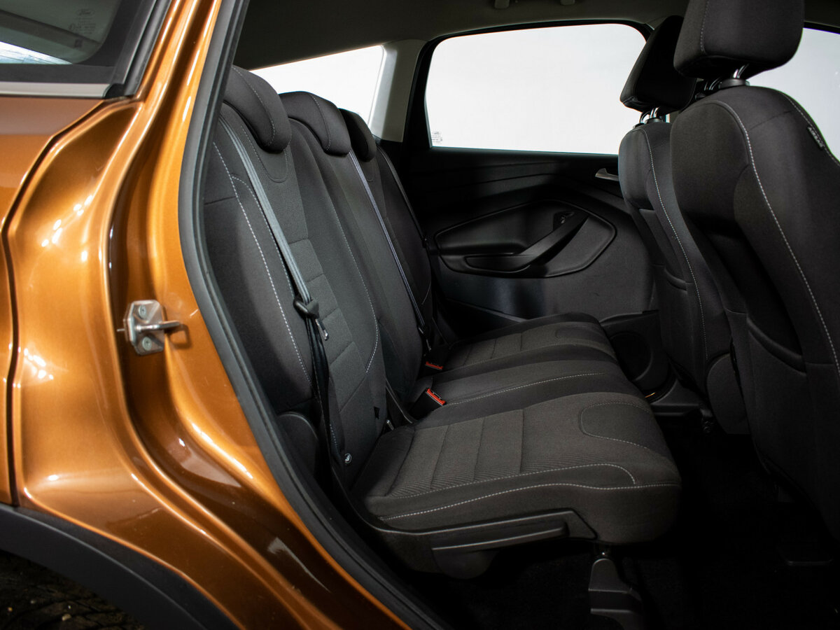 Купить Ford Kuga с пробегом. Фото: #8