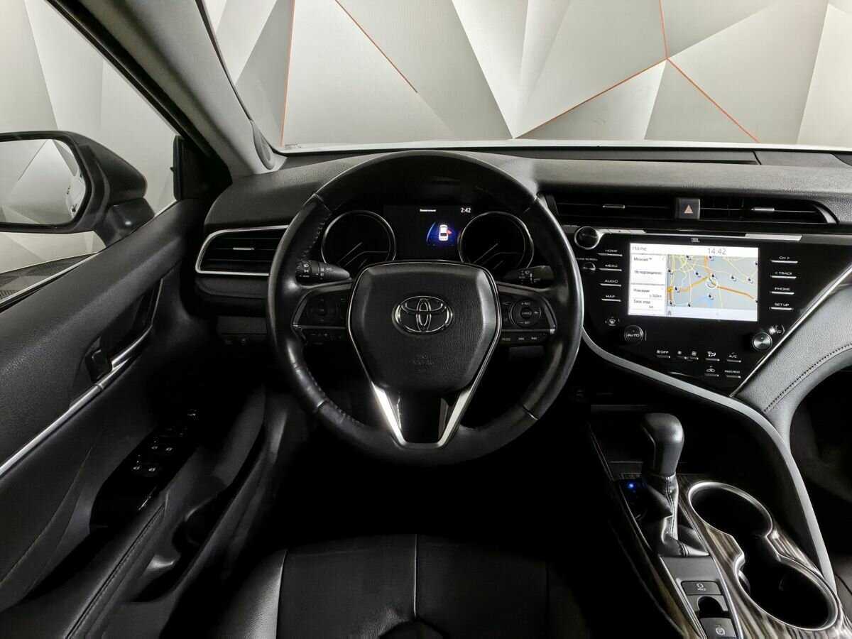 Купить Toyota Camry с пробегом. Фото: #14