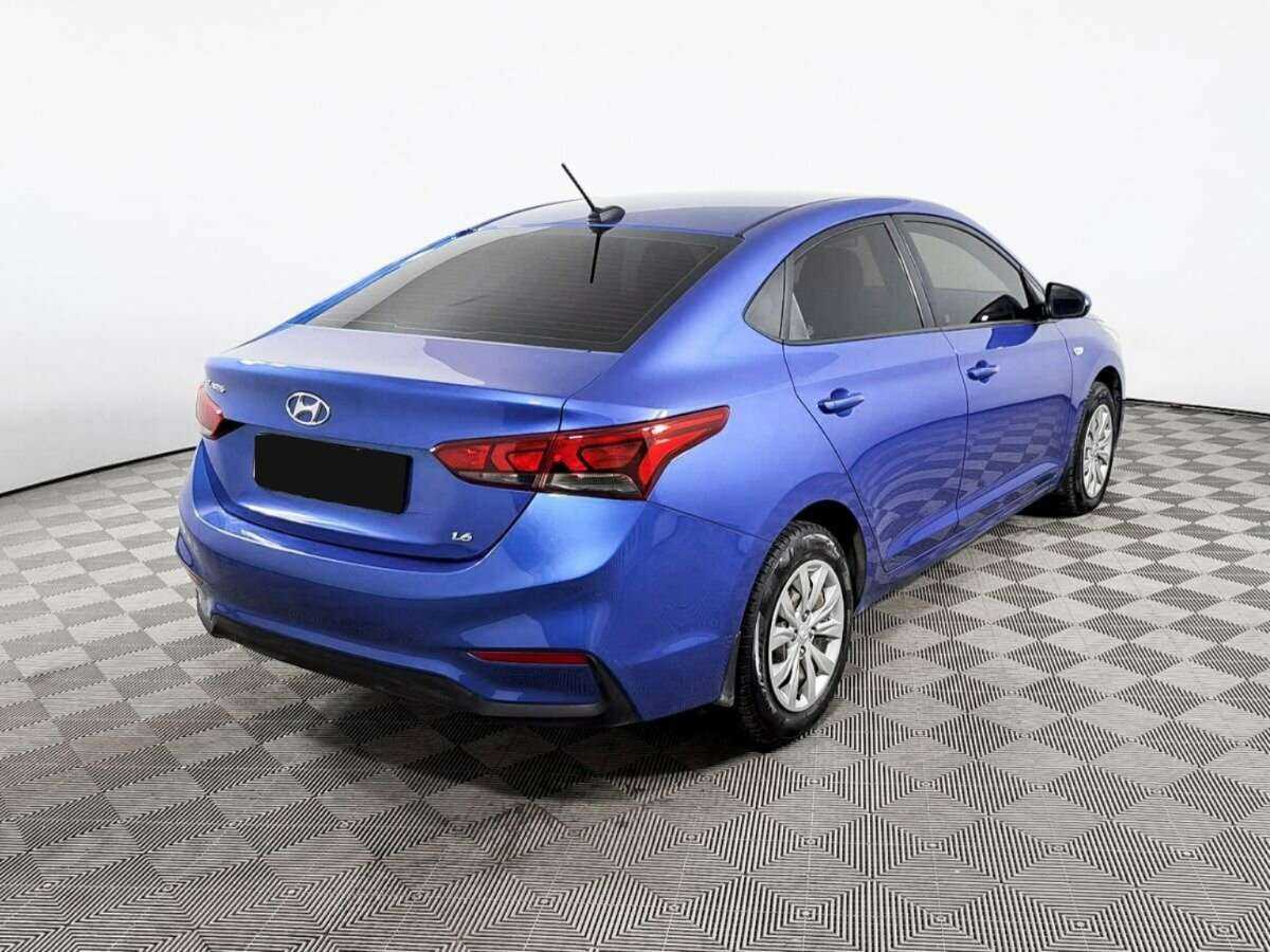 Купить Hyundai Solaris с пробегом. Фото: #4
