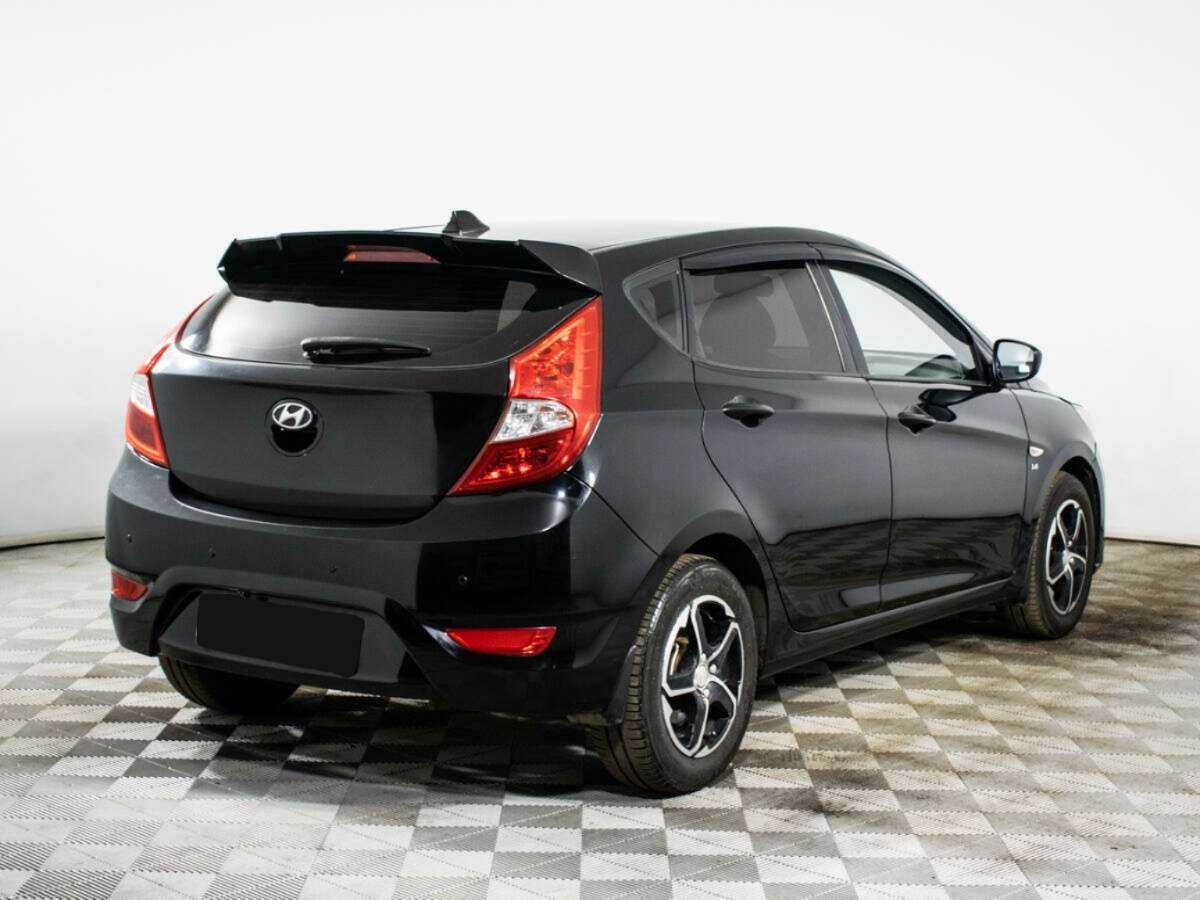 Купить Hyundai Solaris с пробегом. Фото: #3