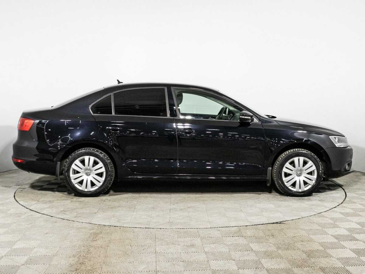 Купить Volkswagen Jetta с пробегом. Фото: #3