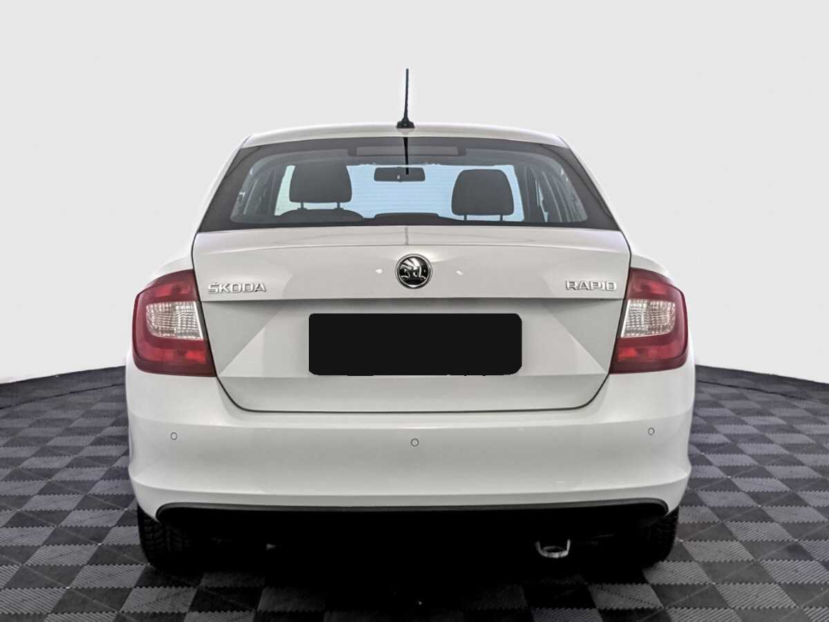Купить Skoda Rapid с пробегом. Фото: #5