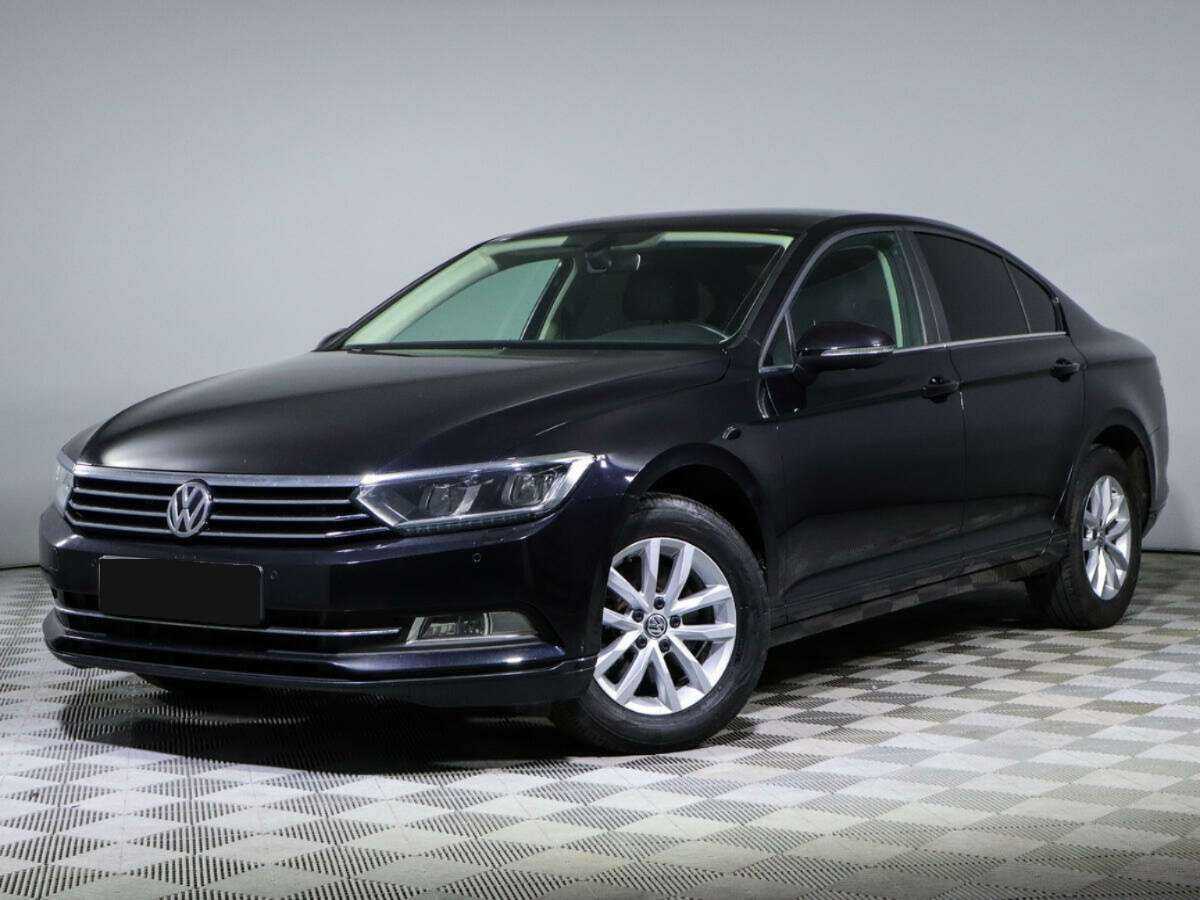 Купить Volkswagen Passat с пробегом. Посмотреть фото